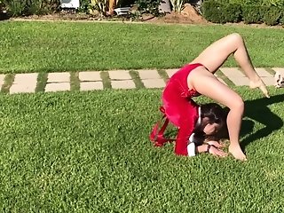 Opening Up Outdoors In Crimson - Watch4fetish