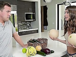 Kitchen Lovemaking Makes This Fine Booty Stunner Lose Her Mind